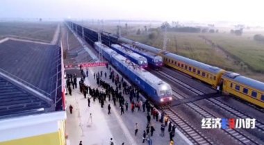 中yabo亚博网站首页国速度50秒装满一节70吨列车